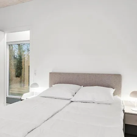 2 Bedroom Pet Friendly In