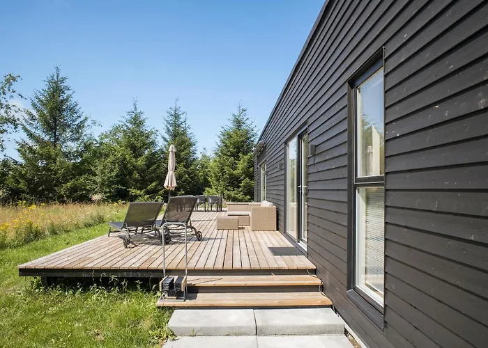2 Bedroom Pet Friendly In Vemb